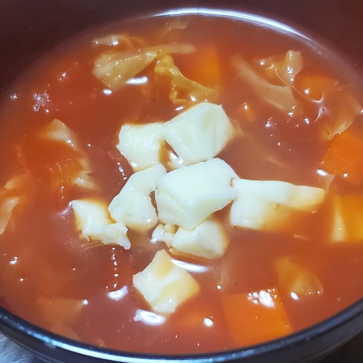 春キャベツのトマトスープ
